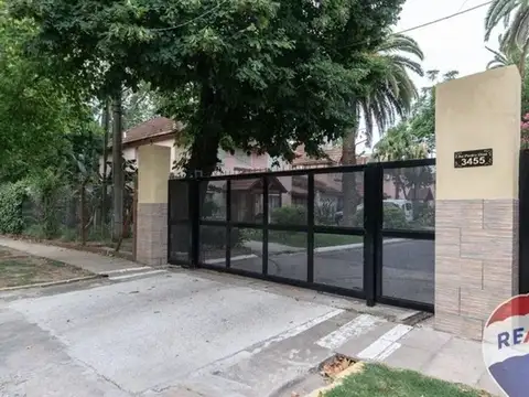 Venta de casa 5 ambientes en Morris, Hurlingham.