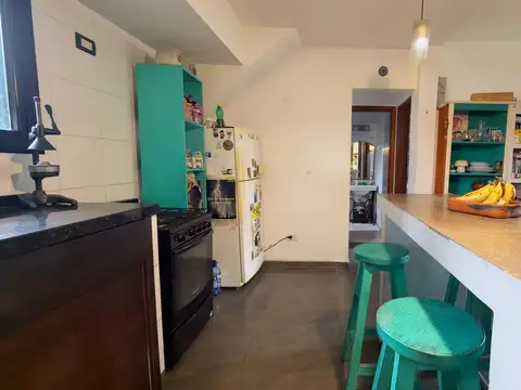 CASA EN VENTA ARTURO SEGUI 2 DORMITORIOS