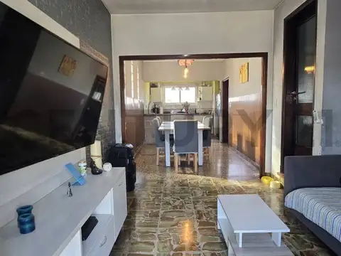 Depto Tipo Casa 5 ambientes con 1 baño