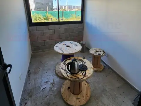 Galpon en Alquiler en Carlos Spegazzini, USD 18.000