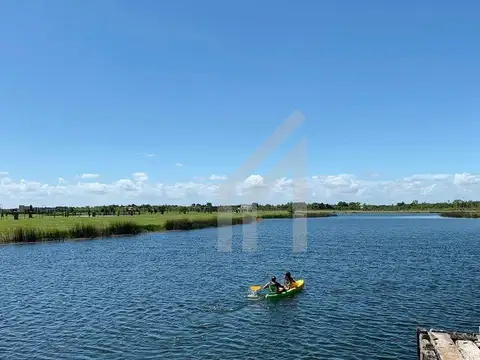 Terreno en Venta de 905,0 m2