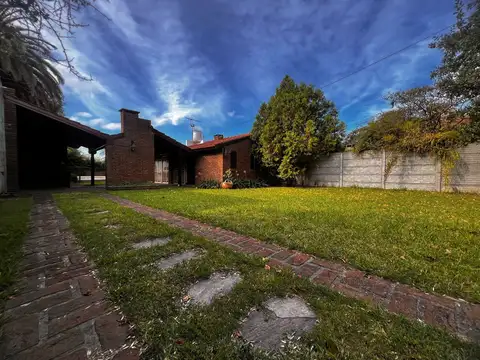 Casa en  venta en Calle 495 y 496