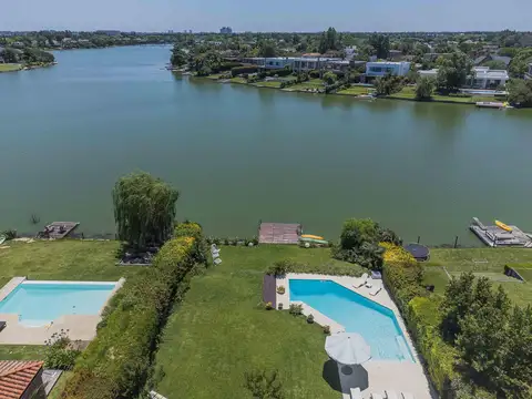 Casa en Venta en Troncos Del Talar, USD 1.600.000