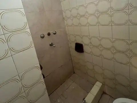 Departamento de 2amb en tercer piso por escalera