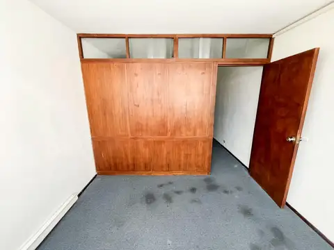 Oficina en Alquiler 40 años