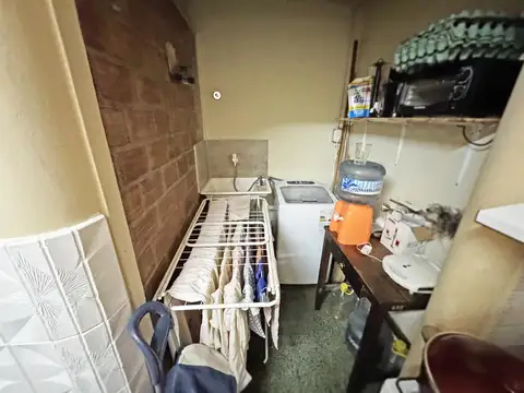 Hipólito Yrigoyen al 700
