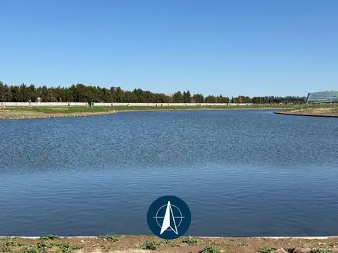 Lote al lago en venta en Barrio Silvestre, Nordelta. Financiado!