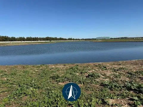 Lote al lago en venta en Barrio Silvestre, Nordelta. Financiado!