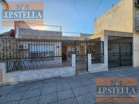 Casa 3 Amb. 159 m² c/ garage y pileta - B. Atalaya