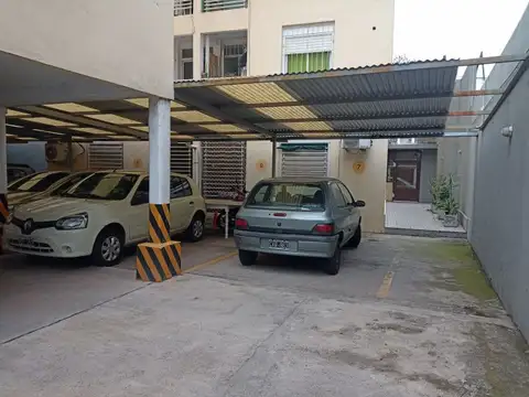 VENTA COCHERA ECHESORTU IRIONDO 1400