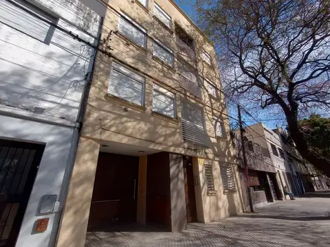 VENTA COCHERA ECHESORTU IRIONDO 1400