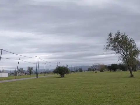 Terreno en Venta 30  mts Fondo