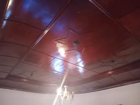 Casa en Venta con 5 cocheras