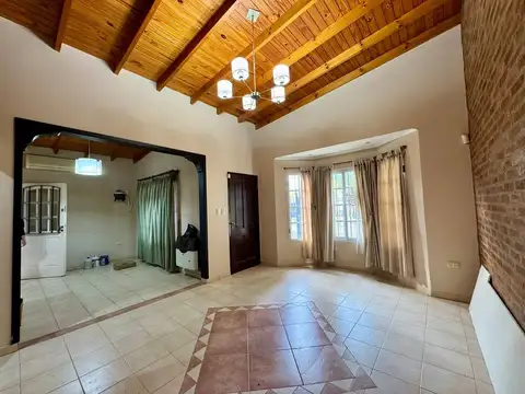 Casa en Venta en Alejandro Korn, USD 115.000
