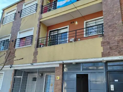 DEPTO 3 AMB C/BALCON M.CORONADO