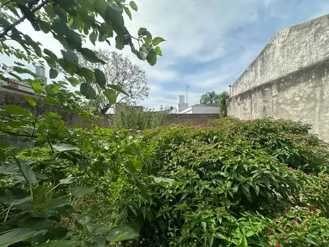 Terreno en Venta 10  mts Fondo