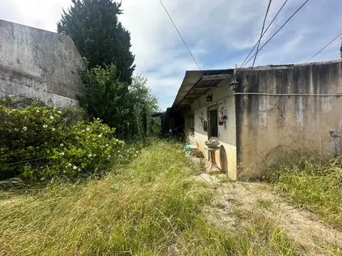 Catamarca n° 2892 entre Unamuno y Juan B.