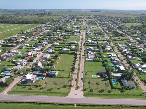 Avenida Acequias Del Aire  al 200
