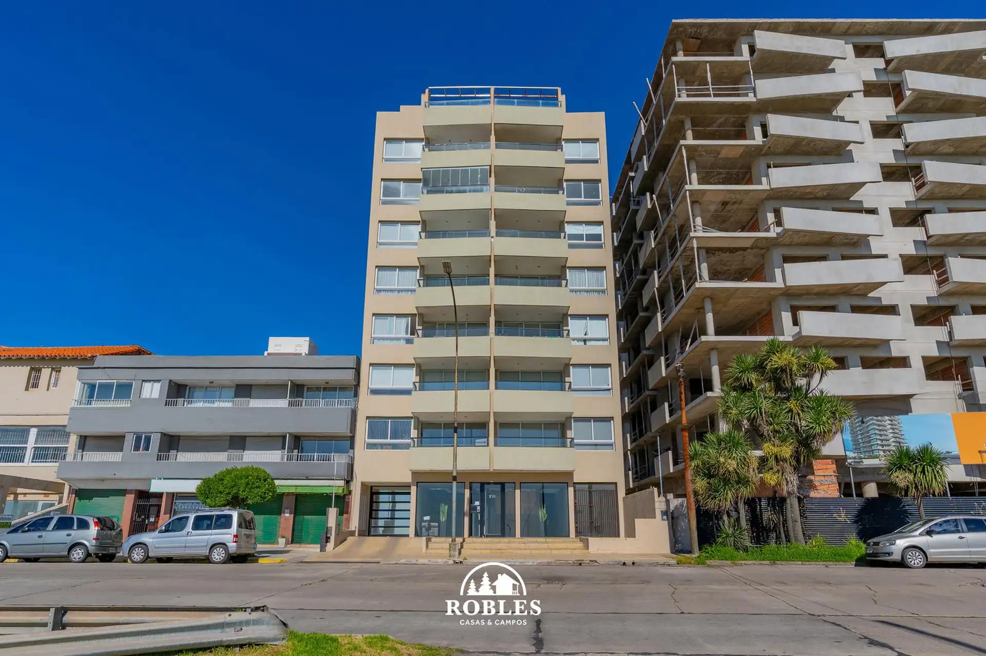 Depto 3 amb, 100m² con cochera y vista al mar — Punta Mogotes