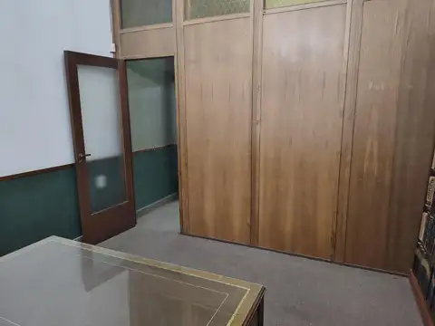 Oficina en Alquiler 40 años