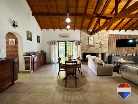 CASA QUINTA DE 3 AMBIENTES  EN VENTA MONTE GRANDE