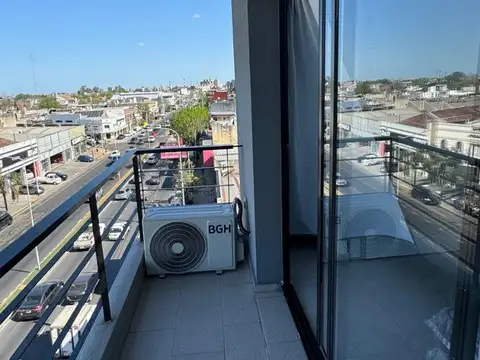 Avenida Hipólito Yrigoyen 1300, Piso 2