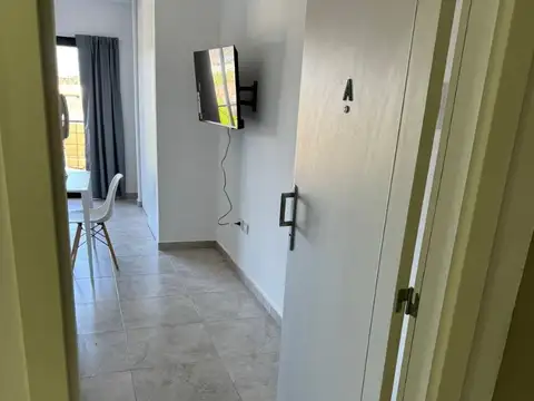 Avenida Hipólito Yrigoyen 1300, Piso 2