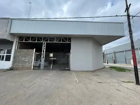 Dr. Riva y Oroño - Galpón 400 m2