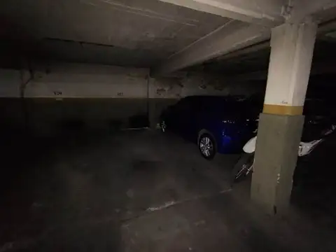 ACCESO POR PORT?N AUTOM?TICO, EXCELENTE UBICACI?N