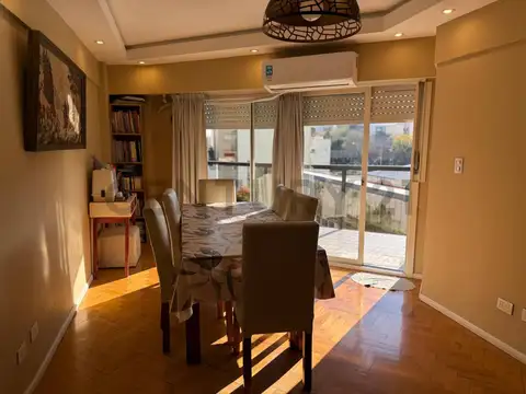 Departamento 4 ambientes con balcón, cochera y baulera EN CABALLITO!