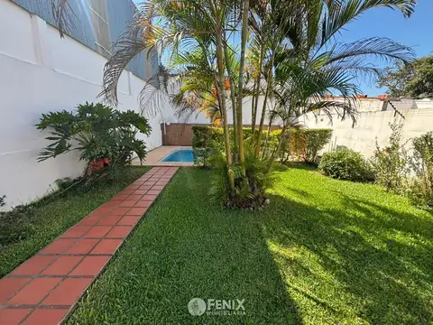 Casa - 3 dormitorios - av. lopez torres y maipú (cf1371)