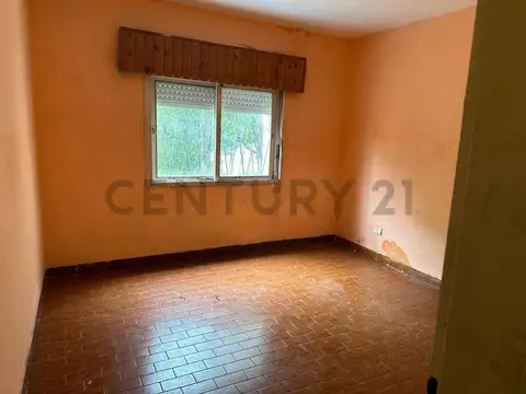 VENTA CASA MAS 2 DEPARTAMENTOS 3 AMBIENTES