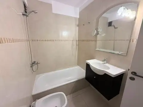 Departamento en Alquiler en Belgrano R, $ 900.000
