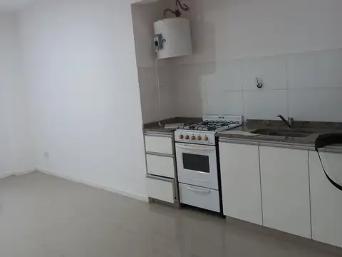 Zapiola 200, Piso PB