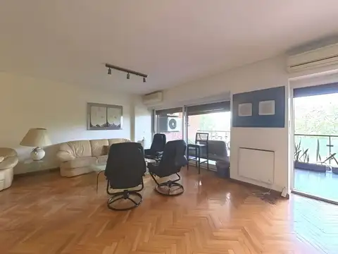 Departamento en Venta con 2 cocheras