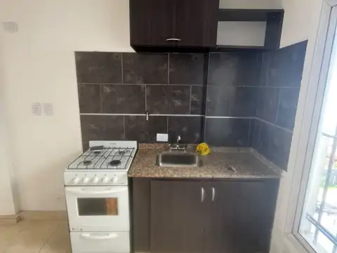 Departamento en Alquiler en Villa Sarmiento, $ 420.000