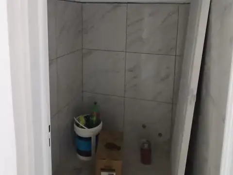 Eva Peron 2900, Piso 1