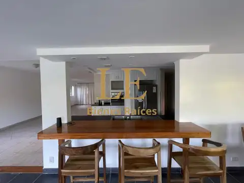 Casa en Alquiler en Lomas Benavidez, USD 2.550