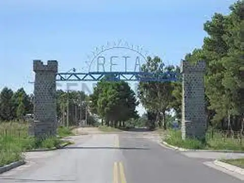 Lote de terreno de 450 m2 con un frente de 15 m. Está ubicado en la manzana 14 de la Sección G...