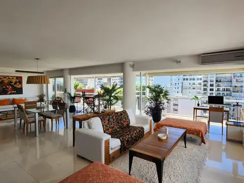 Departamento en Alquiler de 3 dormitorios