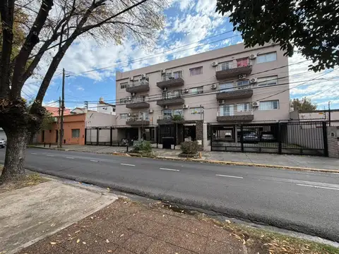 Cochera Fija en Munro .. Villate 4800
