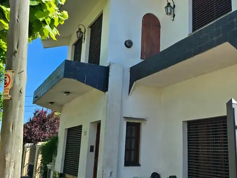 Carlos Pellegrini 375