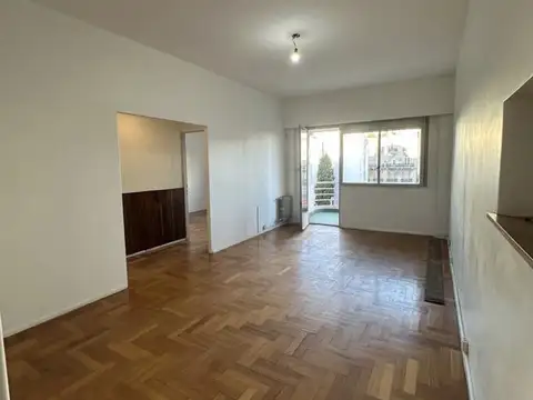 Defensa 400, Piso 4