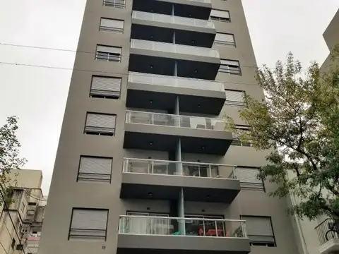DEPARTAMENTO EN ALQUILER 2 AMBIENTES AL FRENTE CON BALCON