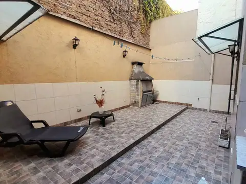 Depto Tipo Casa en Venta con 1 cocheras