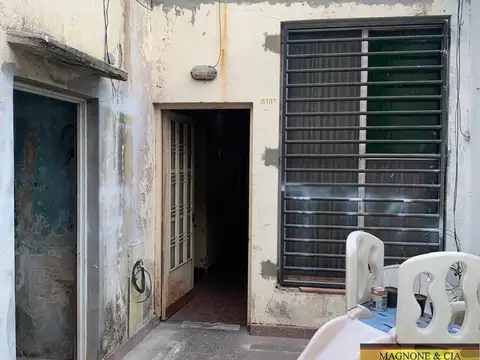 Casa en venta de 3 dormitorios c/ cochera en Parque Avellaneda
