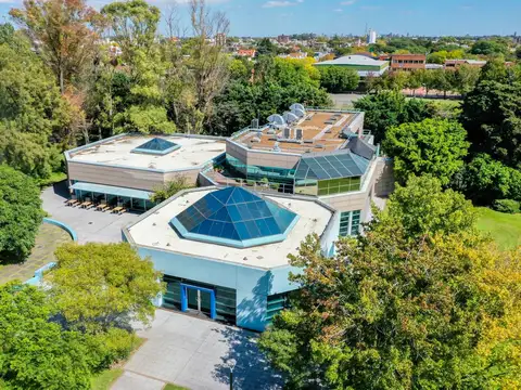 Oficina Amoblada en Munro