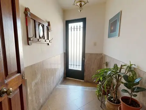 CASA EN VENTA AVELLANEDA PARQUE Y TERRAZA