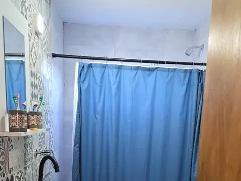 Casa en alquiler en -Petion Chico- Cañuelas