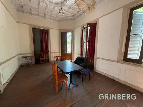 Depto Tipo Casa en Venta de 5 dormitorios